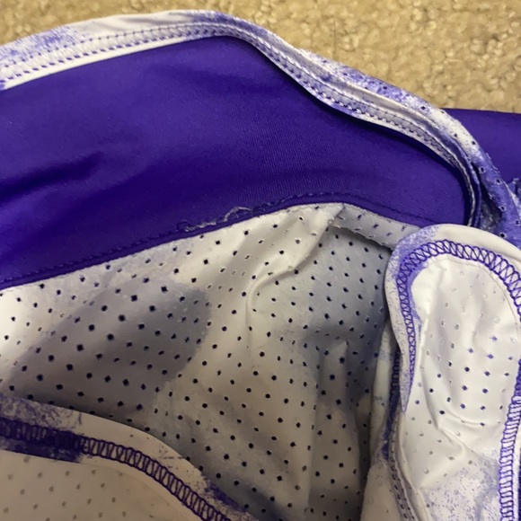 LULULEMON RUNNING JACKET! - Picture 5 of 5